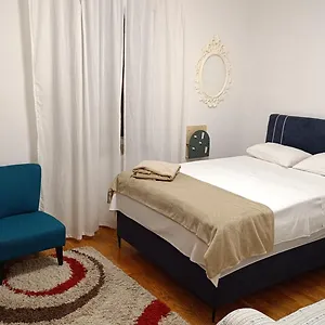 https://apartment-split-stone-house.splithotels.org